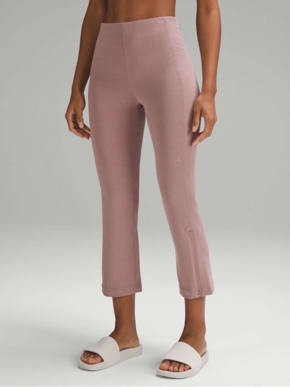 lululemon athletica Ribbed soft stree leg zip Cropped Pants size 6